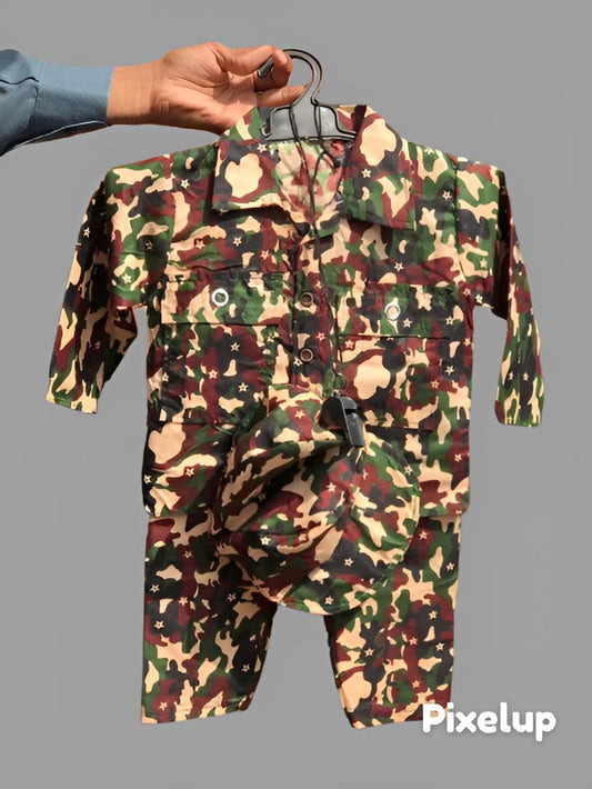 Kids wearing green and white 14 August commando suit with Pakistan army style